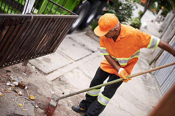 Best Garage Cleanout  in James City, NC